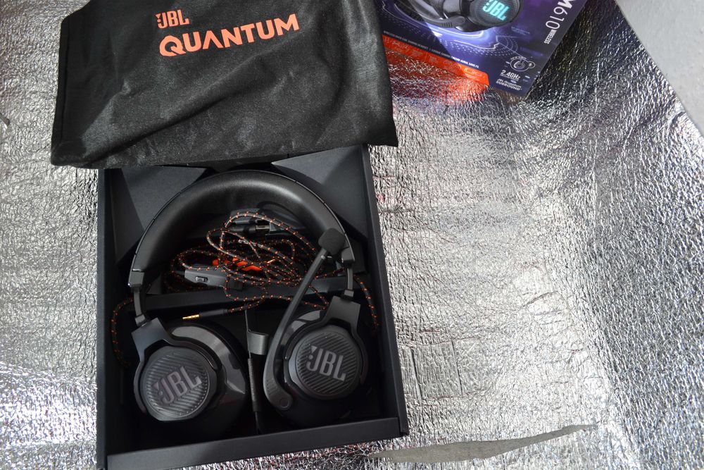 Ігрові навушники JBL Quantum 610 Wireless Black