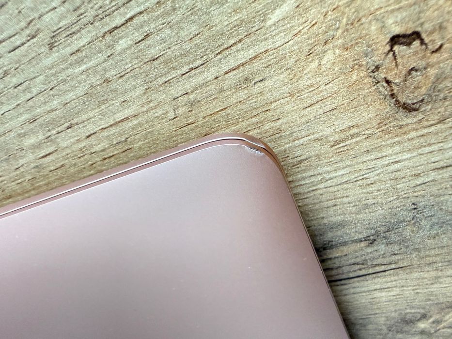 MacBook Air Retina 13" (2018) | Intel i5 | 8 GB RAM | 128 GB SSD