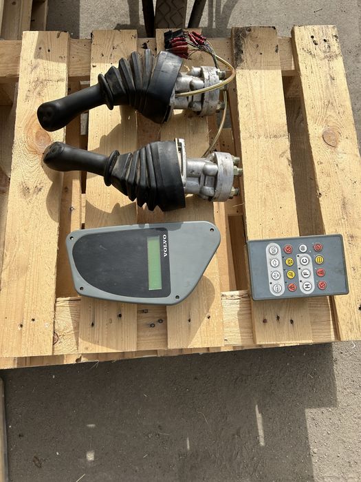 Joystick, panel sterowania, wyświetlacz części do koparki volvo EW140