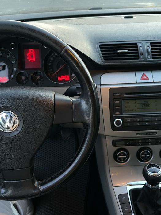 Автомобіль Volkswagen Passat b6 або  (ОБМІН)