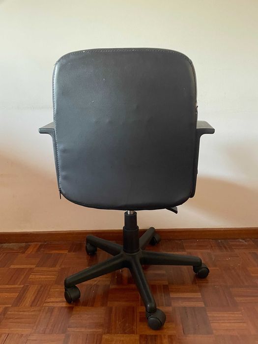 Cadeira de Escritório Giratória
