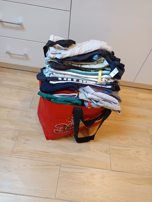 Zestaw ubrań chłopięcych 98