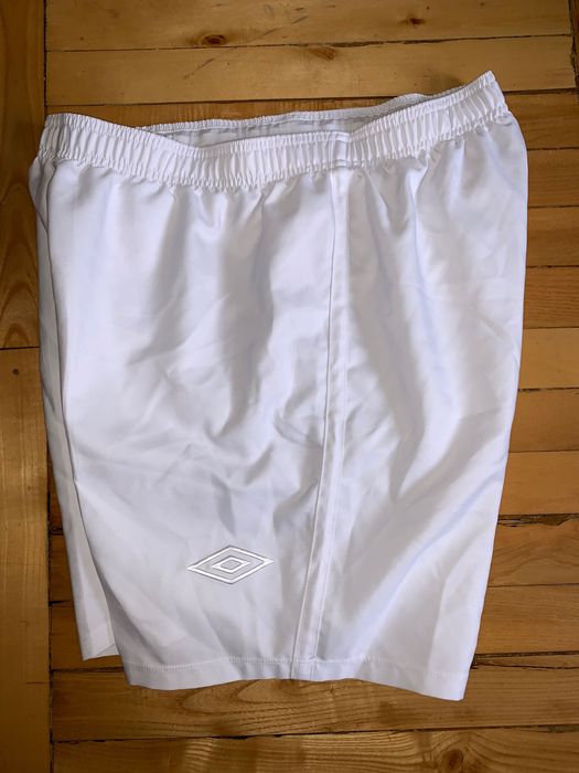 Отличные белоснежные мужские спортивные шорты Umbro England оригинал