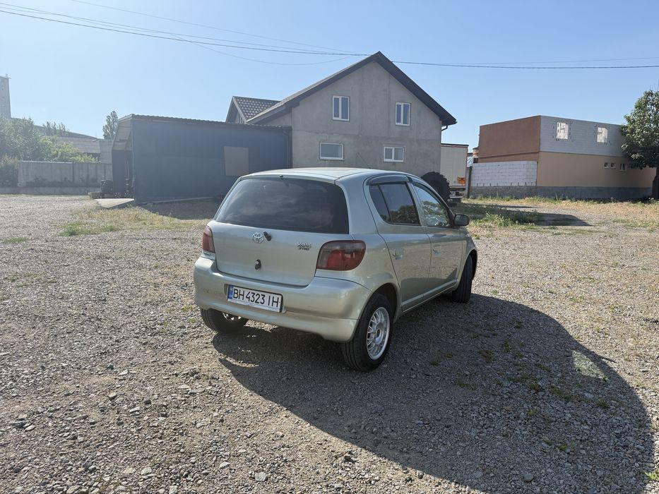 Продам Toyota Yaris 2003 1.3 VVT-I