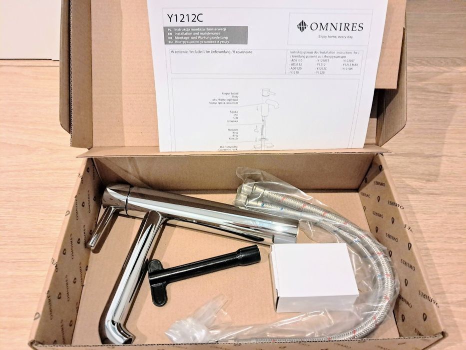 Nowy komplet: umywalka Roca Gap Square 60 cm z baterią stojącą Omnires