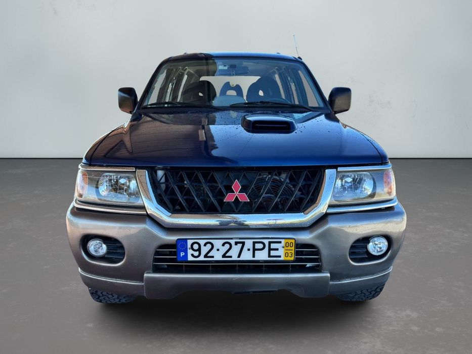 Mitsubishi Pajero Sport 2.5 TD GLS