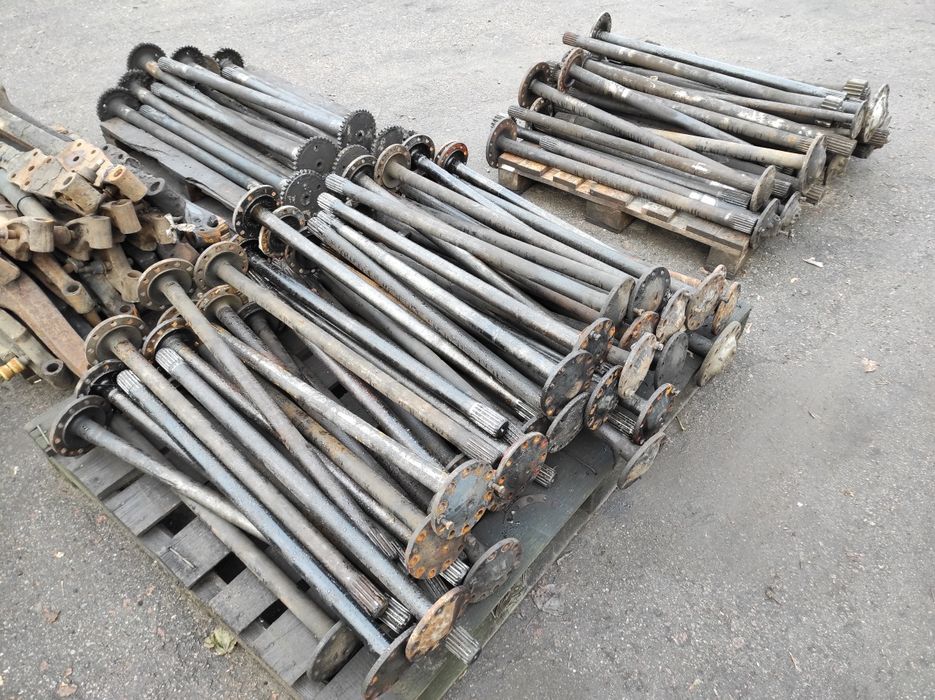 Полуось гипоидная Газ 53 66 Зил 130 131 КамАЗ Газель УрАЛ МАЗ ПАЗ КрАЗ