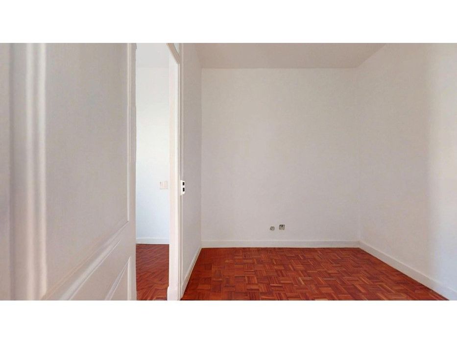 Apartamento T2 em Alcântara