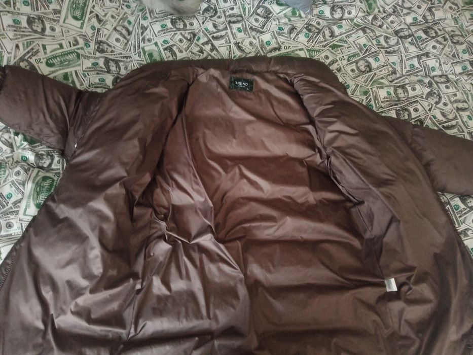 Продам пуховик,размер L