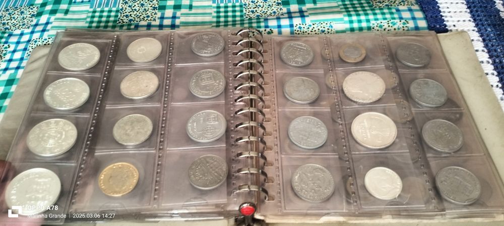 Notas e moedas de coleção