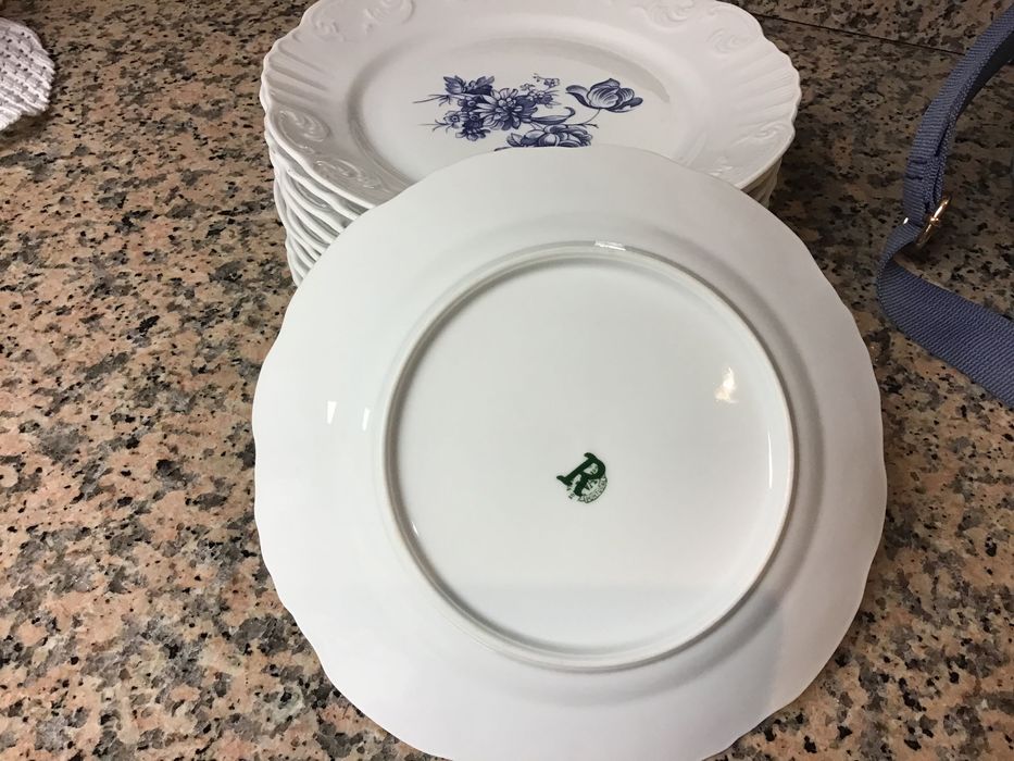 Pratos de sobremesa vista alegre