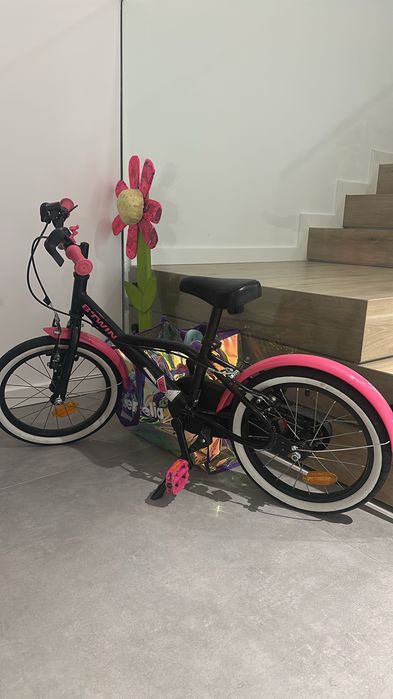 Bicicleta Btwin menina 4 a 6 anos como nova