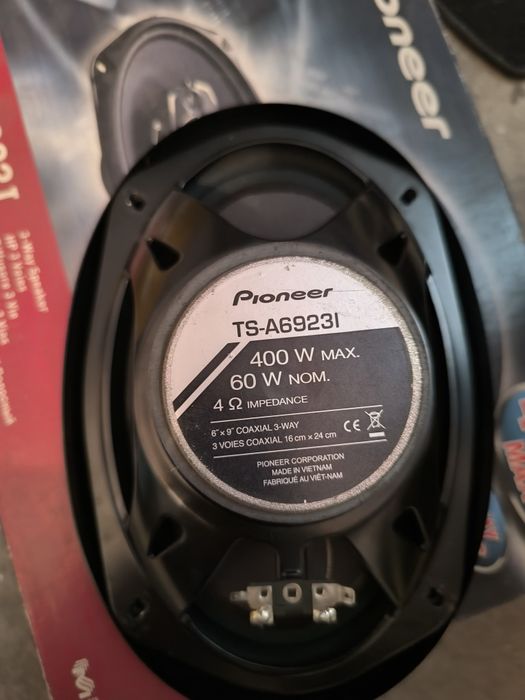 Colunas auto Pioneer 400w como novas