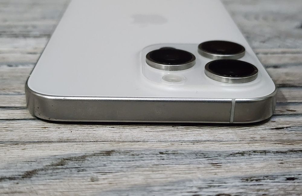 iPhone 15 pro max 1Tb Silver eSIM 560$ магазин