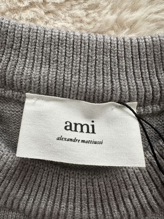 Sweat Ami nova original.