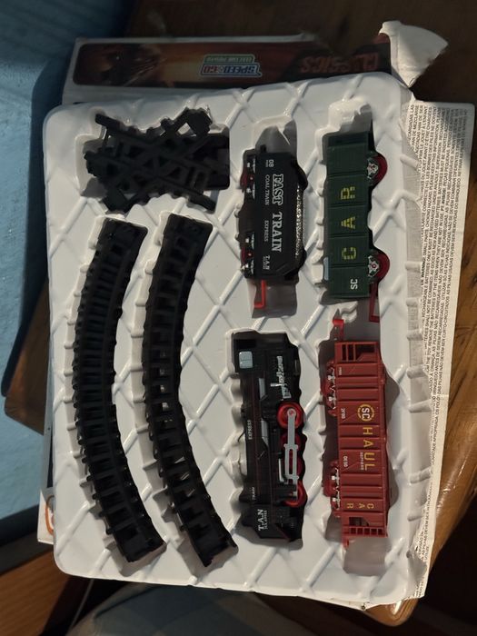 o pista de comboio em òtimo estado