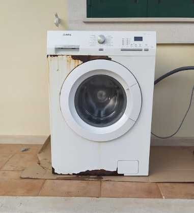 Máquina de Lavar Roupa AEG – Excelente para Peças!
