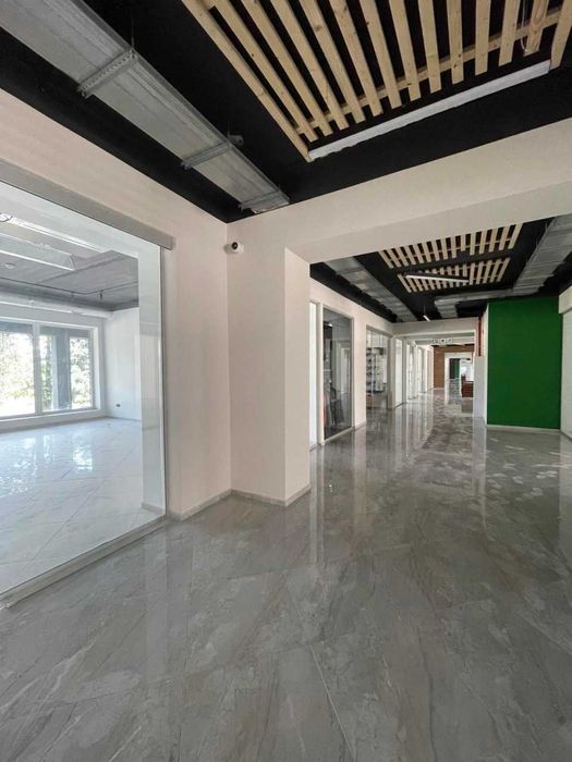 Продаж нежитлового приміщення в ТРЦ Княгинин по вул.Княгинин 44