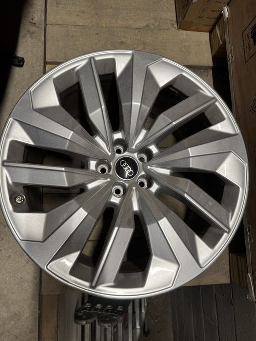 Оригинальные диски Audi e-tron R20