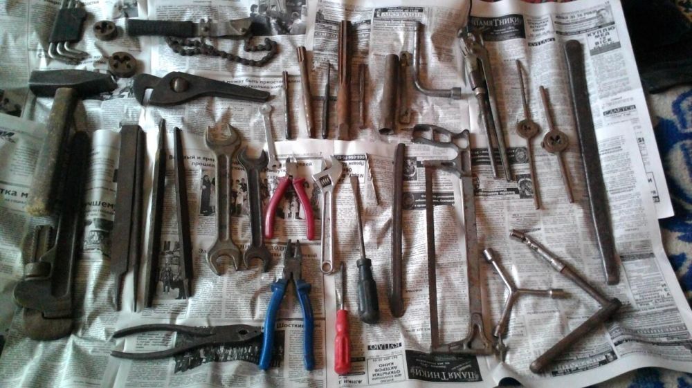 Слесарный инструмент.