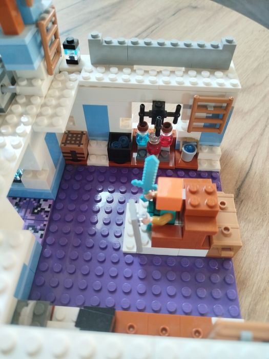 LEGO 21186 Minecraft Lodowy zamek