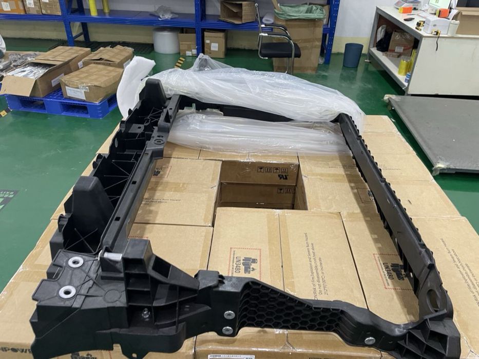 Volkswagen  Taos телевізор панель радіаторів