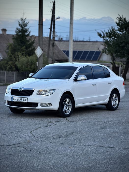 Skoda Superb 2012