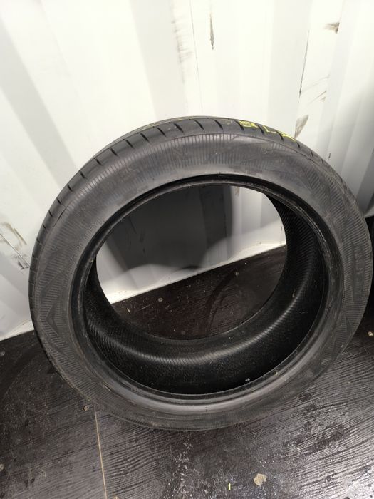 . Opona Vredestein giugiaro design ultrac vorti 255/45/20 pojedynka