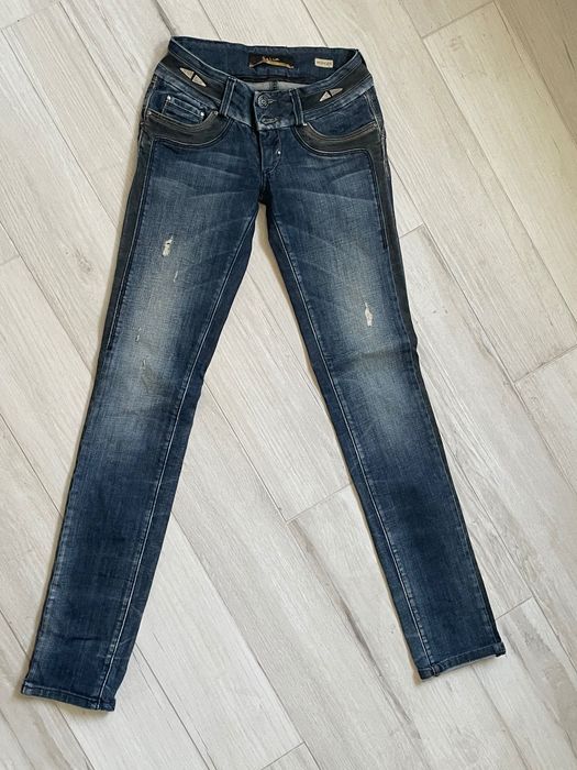 Calças salsa 1st level