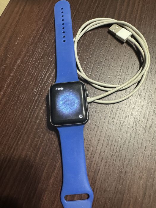 Apple watch 3 42mm z ładowarką