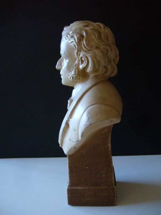 Busto do músico Chopin
