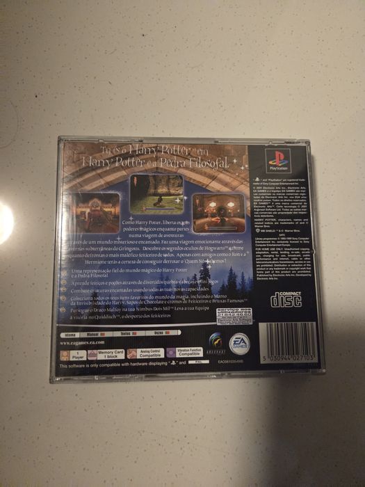 Harry Potter e a Pedra Filosofal - PS1