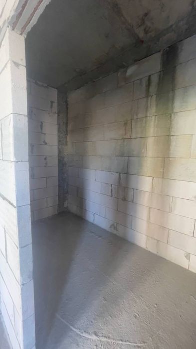 Продається простора 2 кімнатна на Наливайка