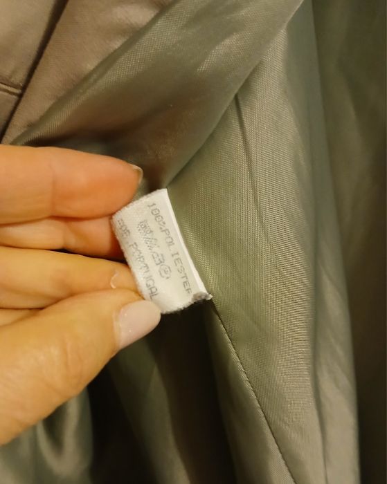 Gabardina tamanho 42, marca C'est Chic