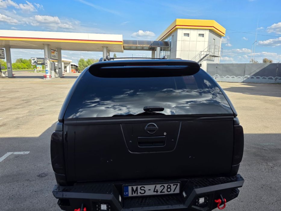 Продаж Nissan Navara