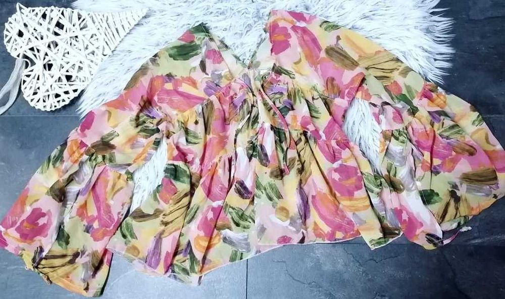 Bluzka damska zwiewna