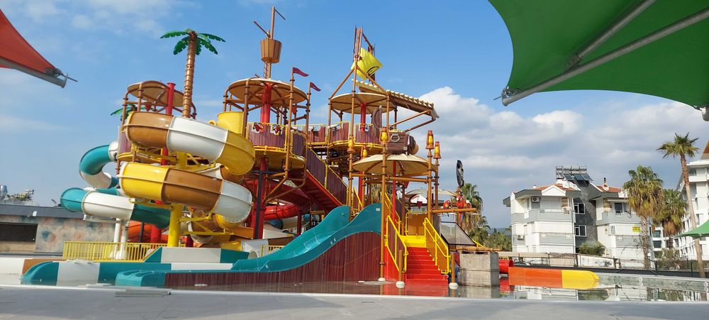 Квартира в комплексі Azura World Residence & Hotel. Аланья, Туреччина