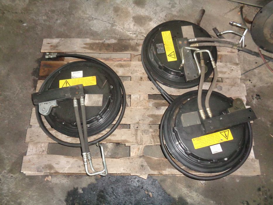 Zwijak przewodów hydraulicznych masztu CASCADE TECREEL wózka widłowego