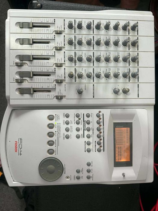 Fostex FD 4 - cyfrowy magnetofon 4 ślady