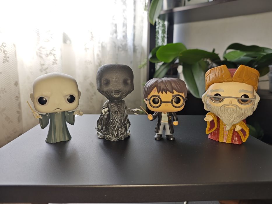 Various Funko Pop! Figures64585111526403124