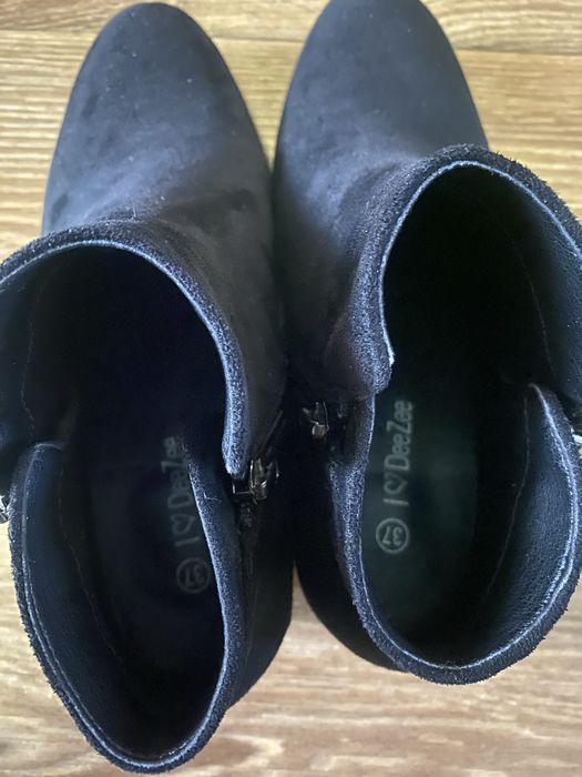 Ботинки весенние,в очень хорошем состоянии 37 разем