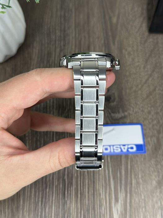 З гарантією / Новий оригінальний годинник Casio MTP-E510D