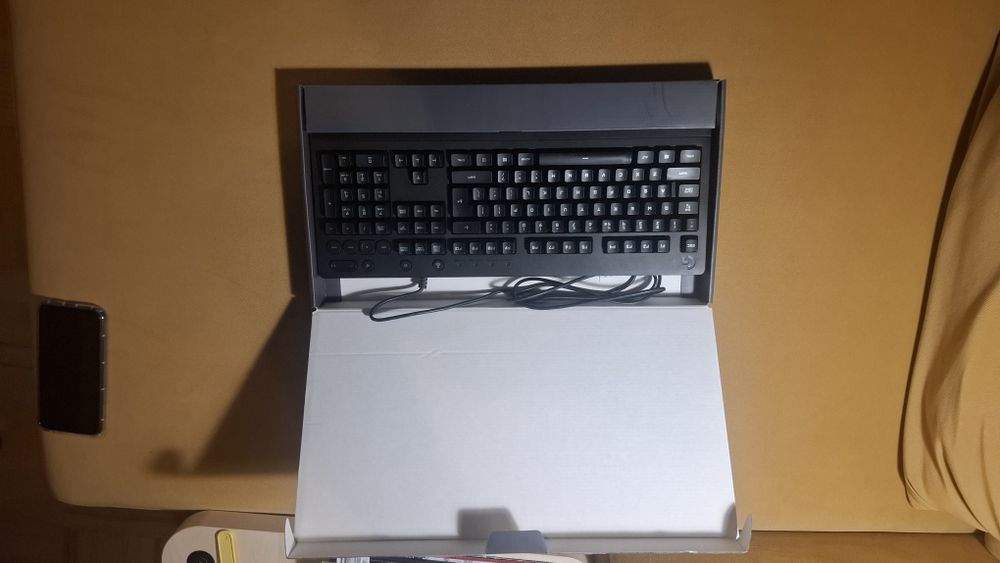 Klawiatura Logitech G213