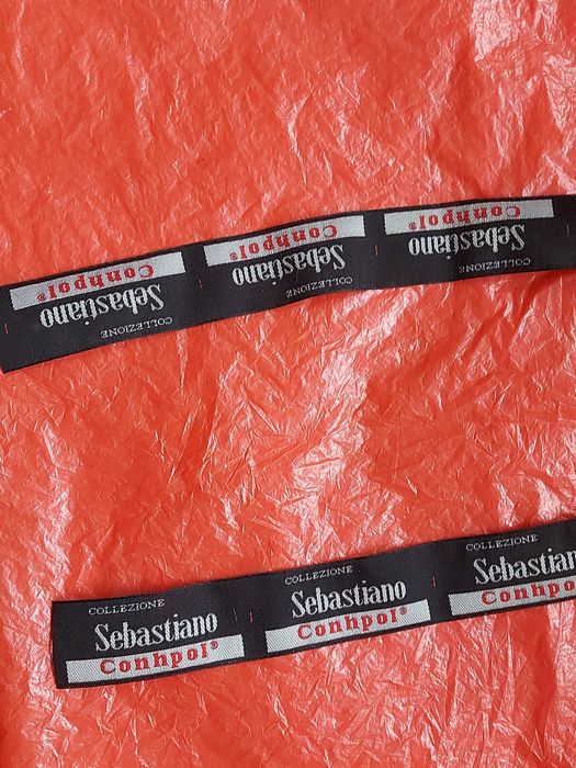 Pasmanteria Taśma z metkami wszywki