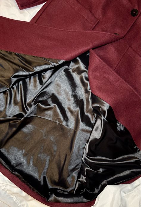 Пальто бургундського кольору довге