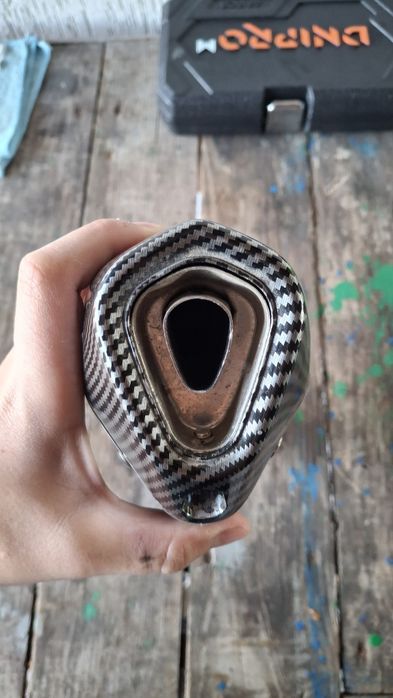 Банка akrapović full carbon 51/31mm труба