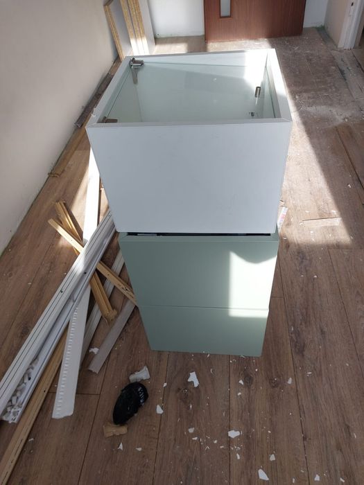 Półki wiszące Ikea