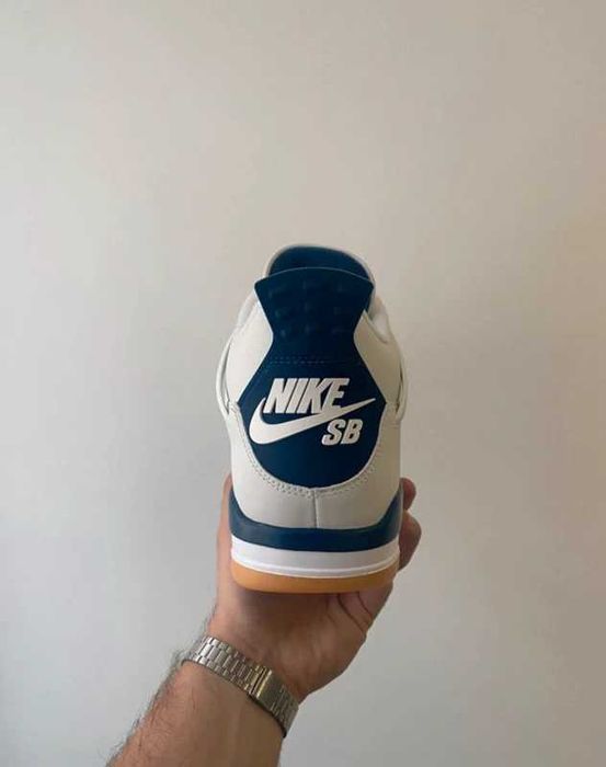 Jordan 4 Retro SB Navy r.38
