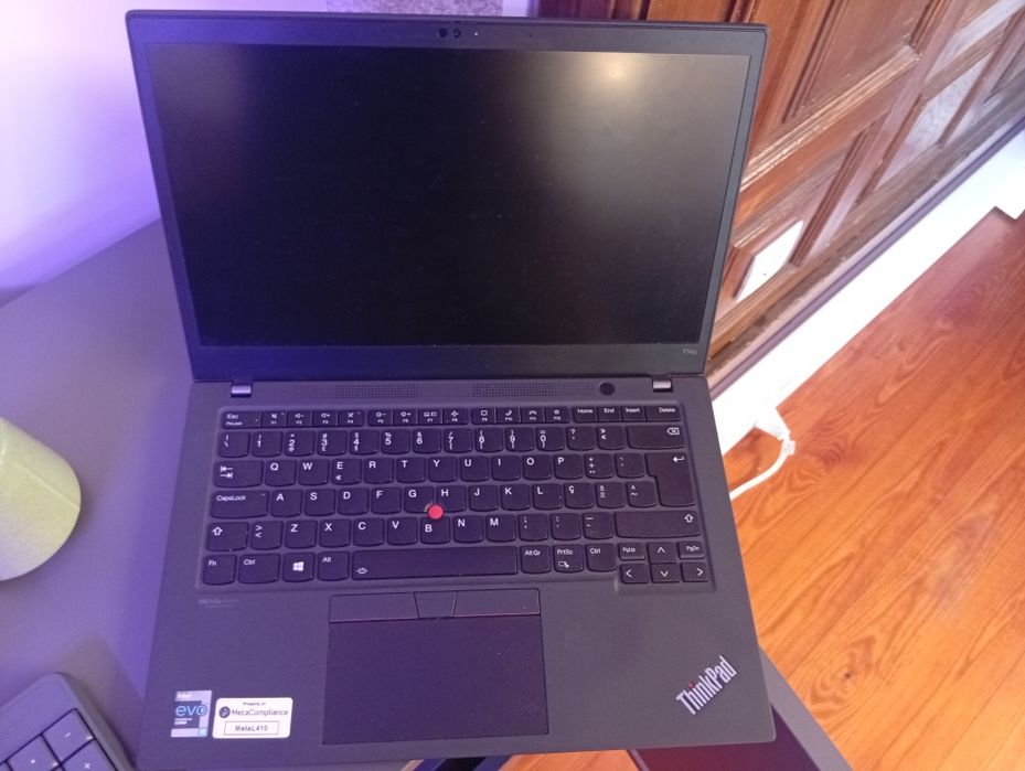 Notebook Lenovo Thinkpad T14s i5 8GB Ram