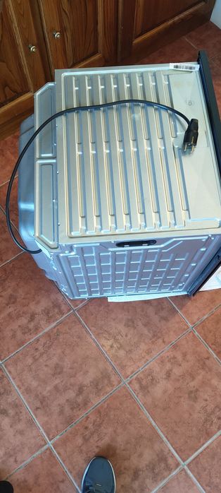 Forno Encastrar Hotpoint Ariston Hidrolítico 71L Classe A+